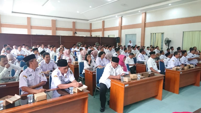 Pengarahan dan Sosialisasi Anti Korupsi serta Kepatuhan LHKPN bagi Kepala Desa - 10 Mei 2023