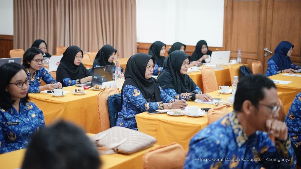 Foto Pembagian Tugas dan Pengarahan Pelaksanaan Reviu RKA OPD Tahun 2025 II (17 September 2024)