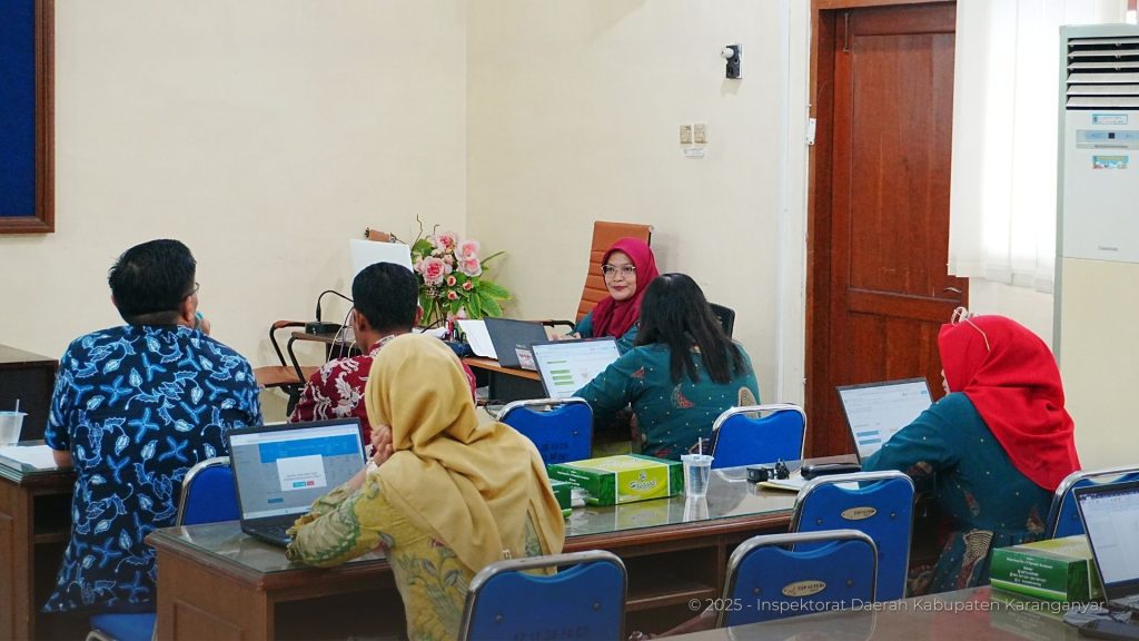 Irban I dalam Rakor Persiapan Penilaian Audit Kinerja Kemiskinan Tahun 2025 (19 Agustus 2025)