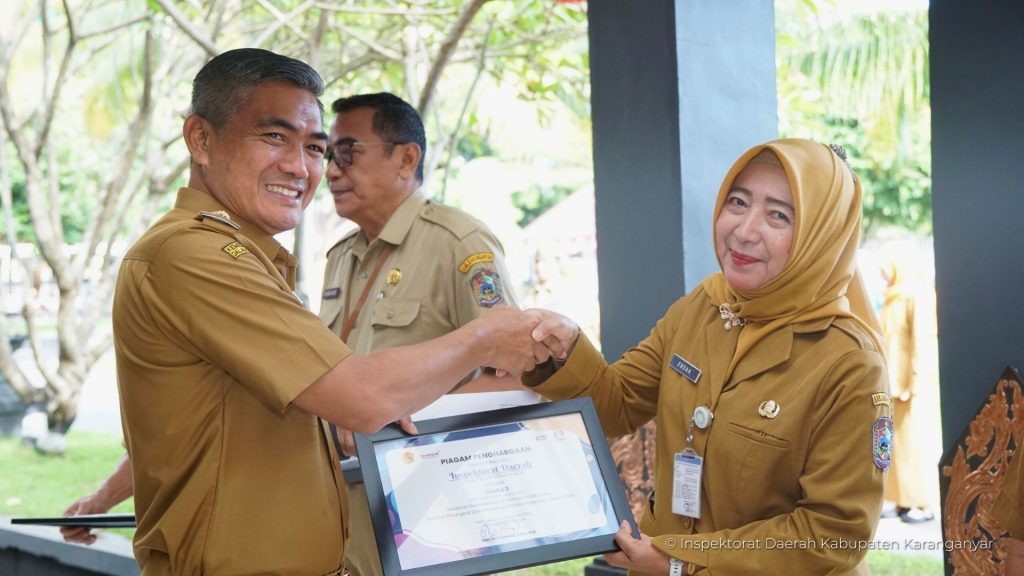 Penerimaan Penghargaan Penilaian Ketersediaan Informasi Publik pada Website PPID (2 Desember 2024)